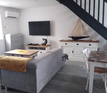 Champagne-les-Marais House | OCEANE