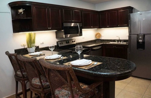 Barrio Los Villalobos Condo | Oceanfront 3BDR condo on the beach