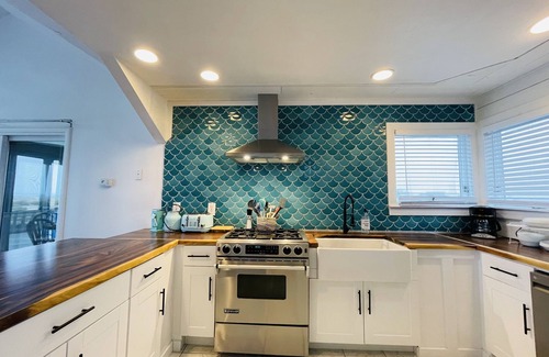 Salvo House | Oceanfront 4 bedroom Salvo Sandcastle * Hot Tub