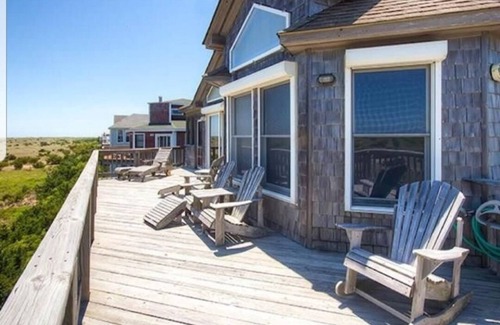 Salvo House | Oceanfront 4 bedroom Salvo Sandcastle * Hot Tub