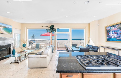 Balboa Peninsula Condo | Oceanfront 5BR Home with Spacious Balcony & Patio, Right on the Boardwalk!