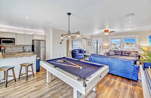 Salvo House | Oceanfront-6B/6.5B, Elevator, Gameroom, SaltPool, Hot Tub, Cabana