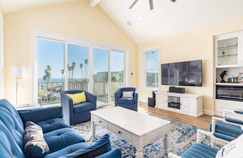 Westside Santa Cruz House | Oceanfront Beach House overlooking the Boardwalk