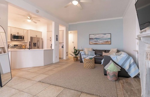 Mission Beach Condo | Oceanfront Condo | 2 Parking | Private Patio
