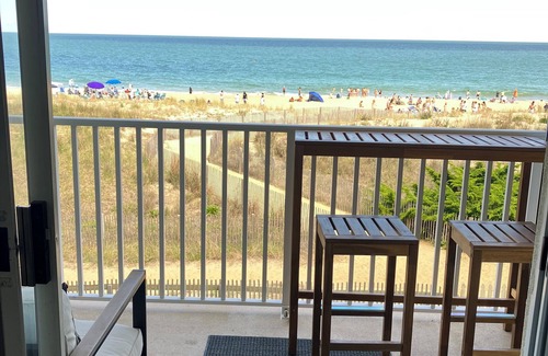 North Ocean City Apartment | Oceanfront condo in North OC with amazing views!