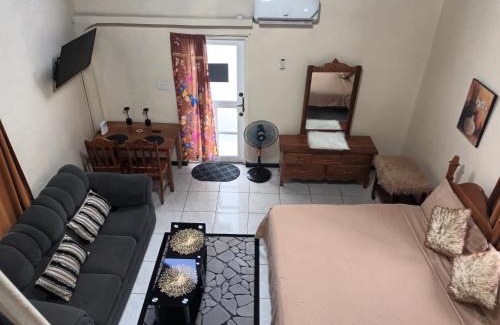 West End Apartment | Oceanfront Condo w/FREE Parking + High Speed Wifi