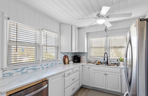 Atlantic Beach House | Oceanfront Family Cottage: Hot Tub, Heated Pool. Game Room & Stunning Beach View