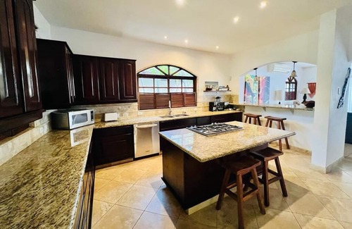 Playa Negra House | Oceanfront Home/Very Relaxing/Private Access to the Beach!