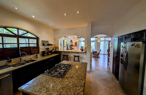 Playa Negra House | Oceanfront Home/Very Relaxing/Private Access to the Beach!