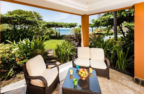 Playa Langosta Condo | Oceanfront Luxury in Playa Langosta Near Tamarindo