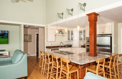 Roads End House | OCEANFRONT Luxury Roads End 4000sft home w/Hot tub! Dog friendly, amazing views!