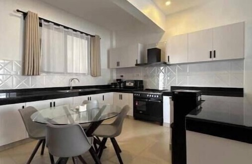 Mombasa Apartment | Oceanfront Oasis