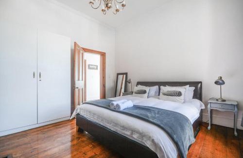 Kalk Bay Apartment | Oceanfront Penthouse