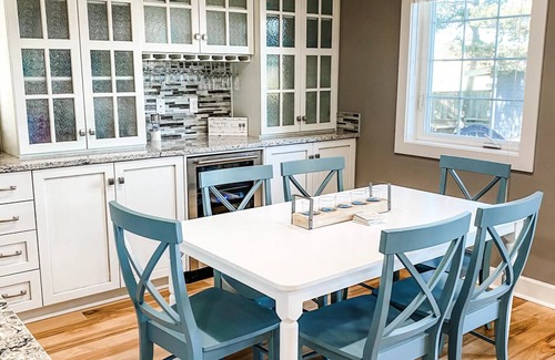 Oak Harbor House | Oceanfront Retreat w/Hot Tub, Game Room & Views – Sleeps 12