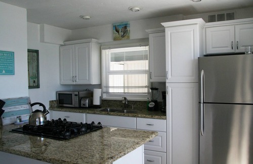 Eastern Malibu Apartment | Oceanfront Views Get-Away Carbon Beach - Starfish