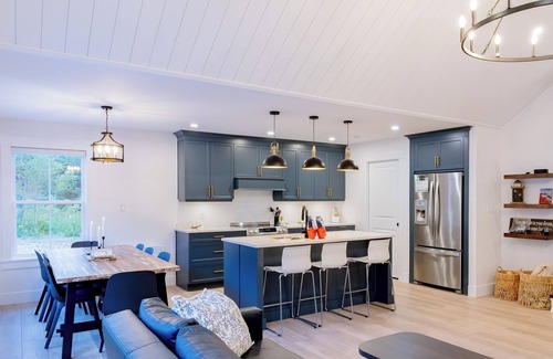 Lakeside House | Oceanlinks Escape near Crowbush & Lakeside Beach