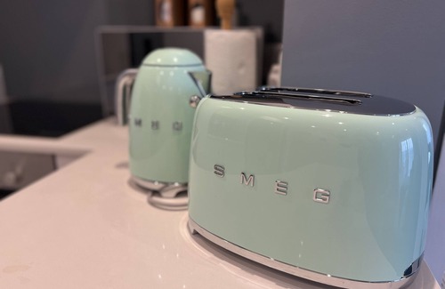 Umhlanga Apartment | Oceans luxury Apartments with uncapped wifi & seaviews