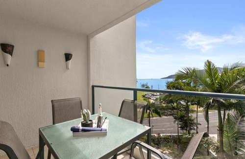 Cairns North Apartment | Oceanview 19 at 181 The Esplanade