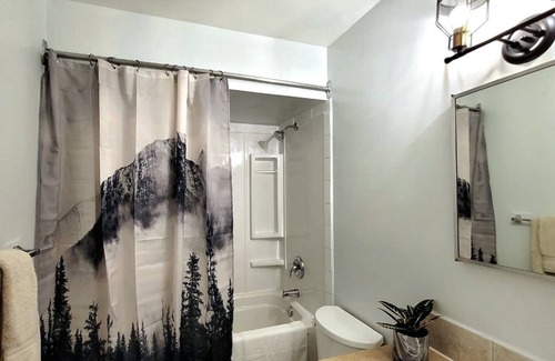 Port Alice Apartment | Oceanview 2 bedroom 1 bath w/ 2 parking stalls 1 block to beach