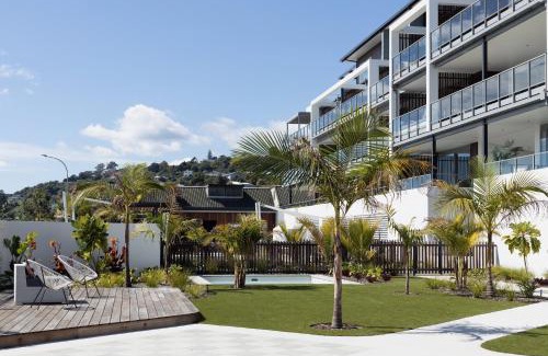 Tahunanui Apartment | Oceanview Retreat