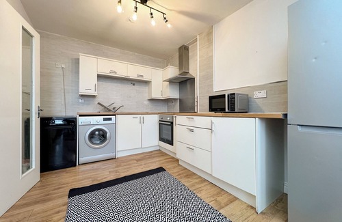 New Lodge Hotel | Ocho Homes Lux By Eight Continents, Belfast