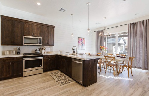 Santa Clara House | Ocotillo Springs Resort 9 | Community Pool, Pickleball courts, and private Shuffleboard