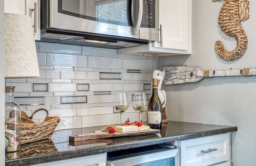 Clipper Cove House | Oct-Dec Reduced!*Private Pool*Firepit*Beach Svc!