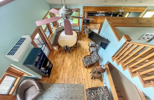 Warrensville Cabin | October Adventures, High Country Comforts @ Grande Vue