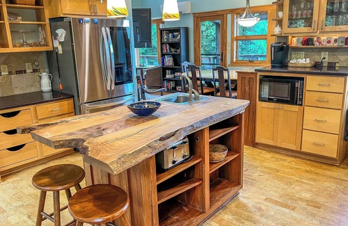 Warrensville Cabin | October Adventures, High Country Comforts @ Grande Vue