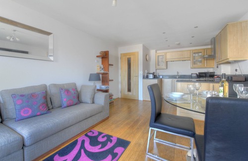 West Bay Cottage | OCTOPUS, romantic, luxury holiday cottage in West Bay