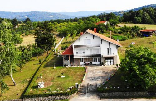 Central Serbia Apartment | Odmor na selu Babajić