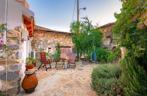 Choumeriakos House | Odysseus House