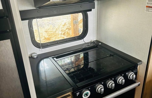 Leadville House | Off grid 2-bedroom camper in Leadville,CO
