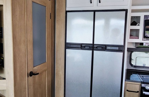 Leadville House | Off grid 2-bedroom camper in Leadville,CO