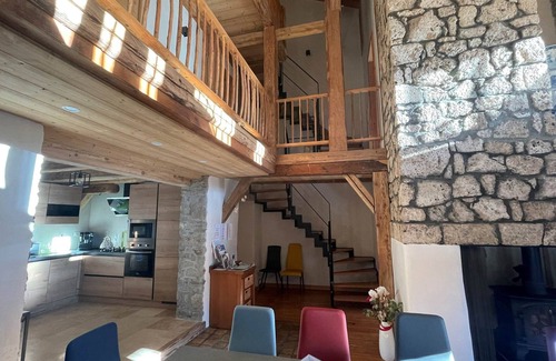 Taninges Ski Chalet | Off Grid Full Chalet - 7 bedrooms - 12 people - 8 bathrooms