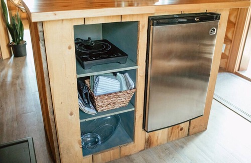 Division No. 11 Cabin | Off-Grid Wilderness Cabin 2 with Mountain Views, Sauna, Canoes & Fishing