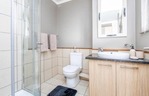 Greater Johannesburg Metropolitan Area Apartment | OHasis Stay