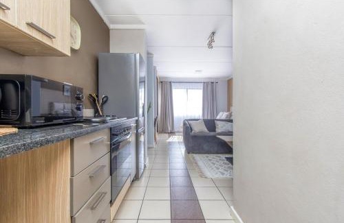 Greater Johannesburg Metropolitan Area Apartment | OHasis Stay