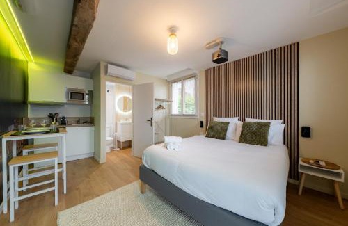 Valenciennes Apartment | OIQIA Air Nomad Stockholm