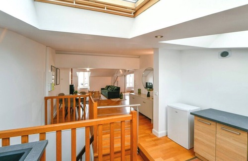 Issoudun Apartment | OIQIA Allegra