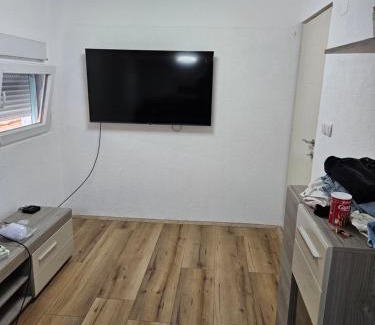 Leskovac Apartment | Oki