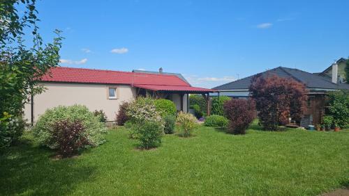 Olsany u Prostejova House | Olšany Home - útulný domek se zahradou a parkováním u Olomouce - house with garden and parking near Olomouc