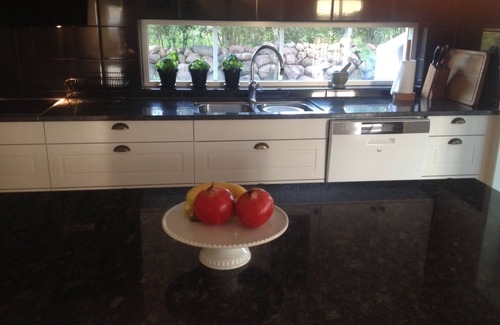 Stora Ror Villa | Ölandsvilla with heated pool and full comfort.