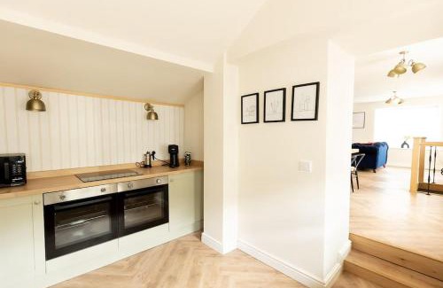 Cark House | OLD BANK HOUSE - Perfect Getaway for Friends & Families