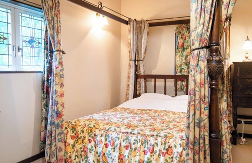 Nikko Hotel | Old British style cottage double with Westernstyle bath and openair bath/Nikko Tochigi