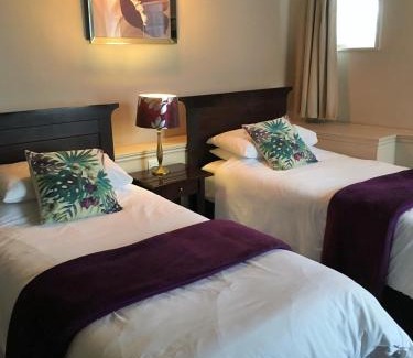 Royston Hotel | Old Bull Inn