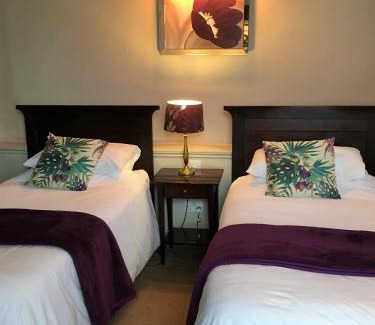 Royston Hotel | Old Bull Inn