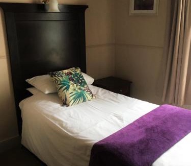 Royston Hotel | Old Bull Inn