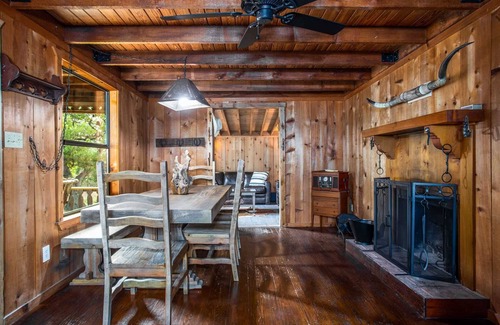 Kerrville Cottage | Old Fellow's Farmhouse