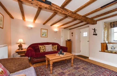 Alfreton House | Old Horns Cottage, Higham Derbyshire